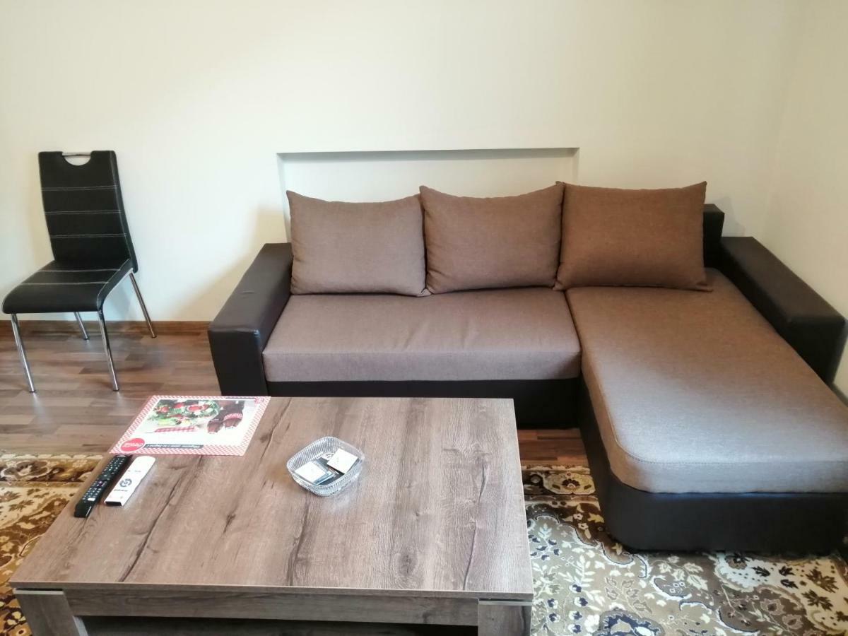 Central Academic Apartment Sofia Eksteriør billede